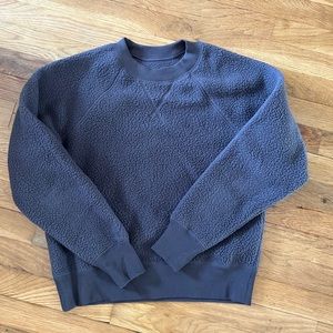 Everlane fleece sweatshirt